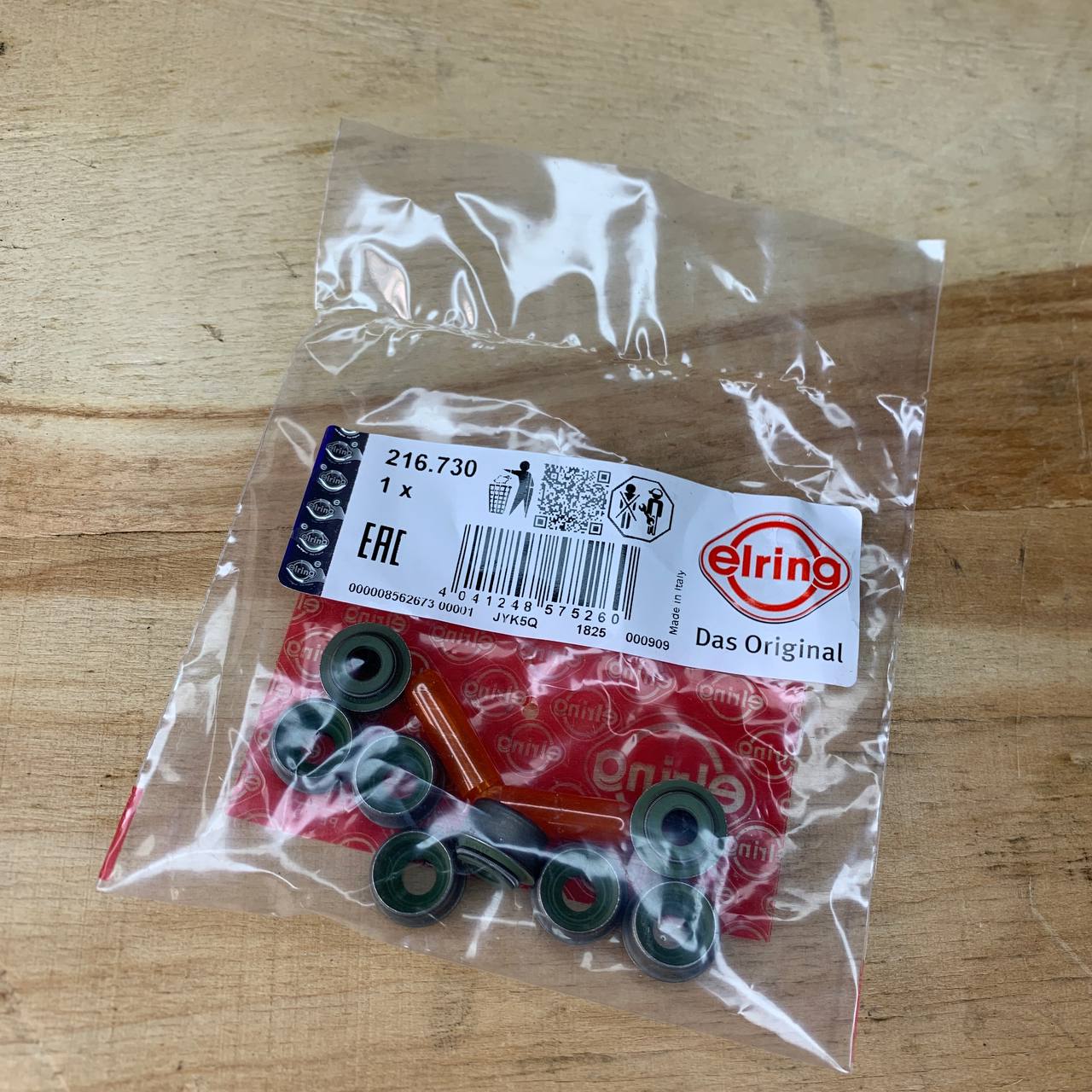 JUEGO DE GOMAS DE VÁLVULAS 7 MM (8 UNDS)