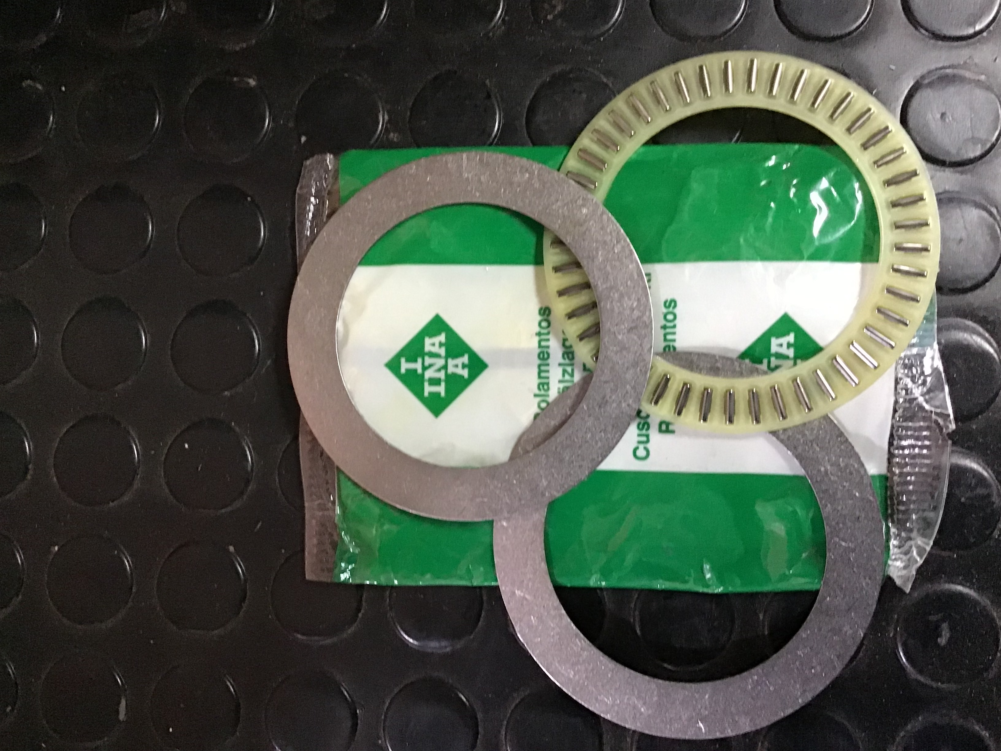 RODAMIENTO PLANO AMORTIGUADOR DELT 