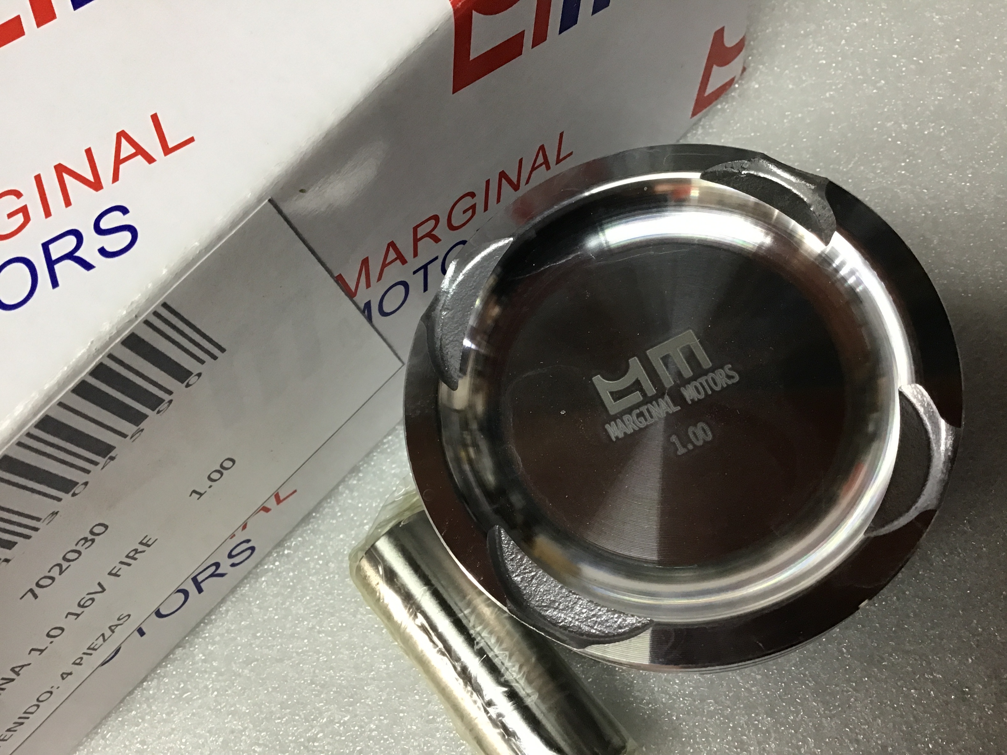 JUEGO DE PISTONES 1mm (71.8)