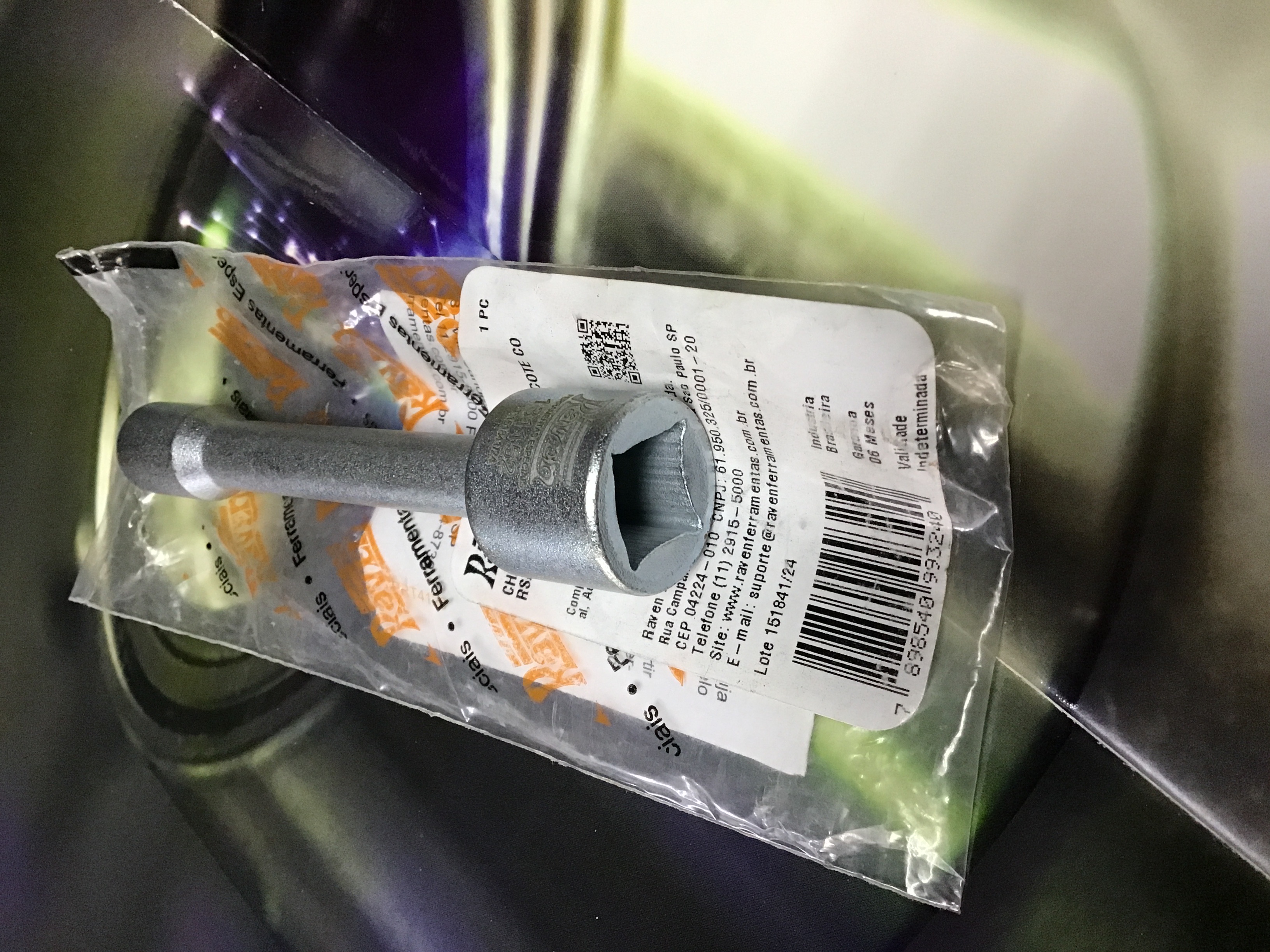 DADO DE APRIETE DE TORNILLO DE CAMARA HEXALOBULAR E12