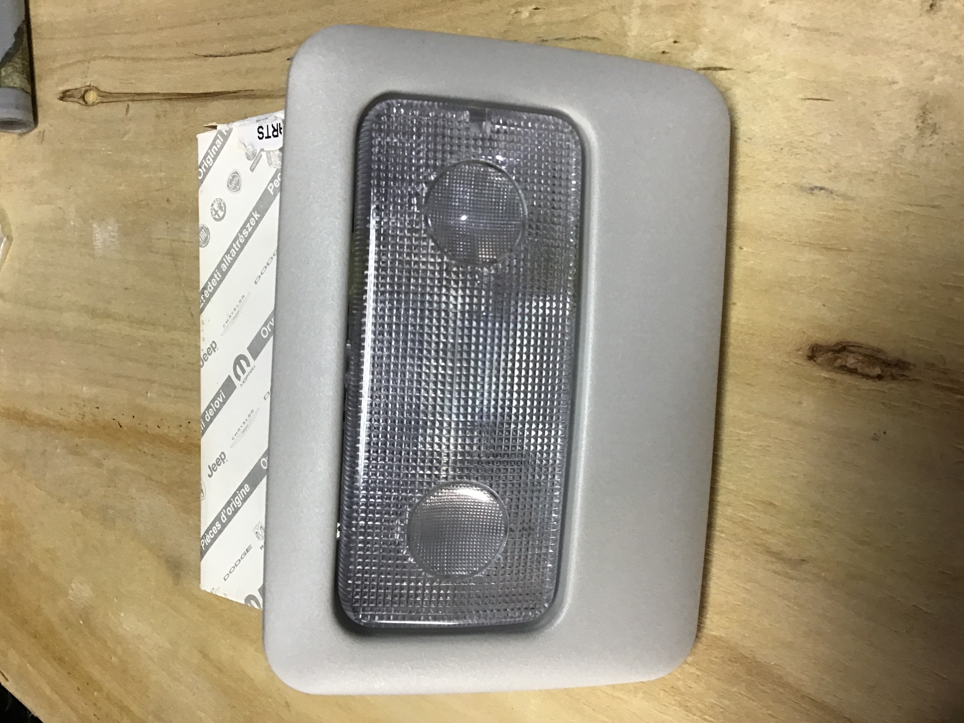 LAMPARA DE TECHO INTERNA DELT 