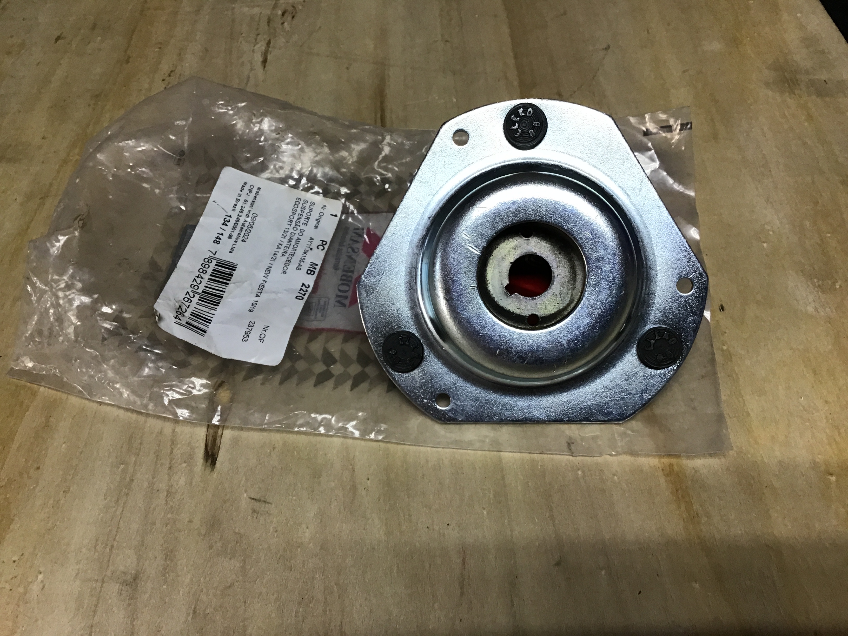 BASE DE AMORTIGUADOR DELANTERO 3 TORNILLOS S/RODAMIENTO