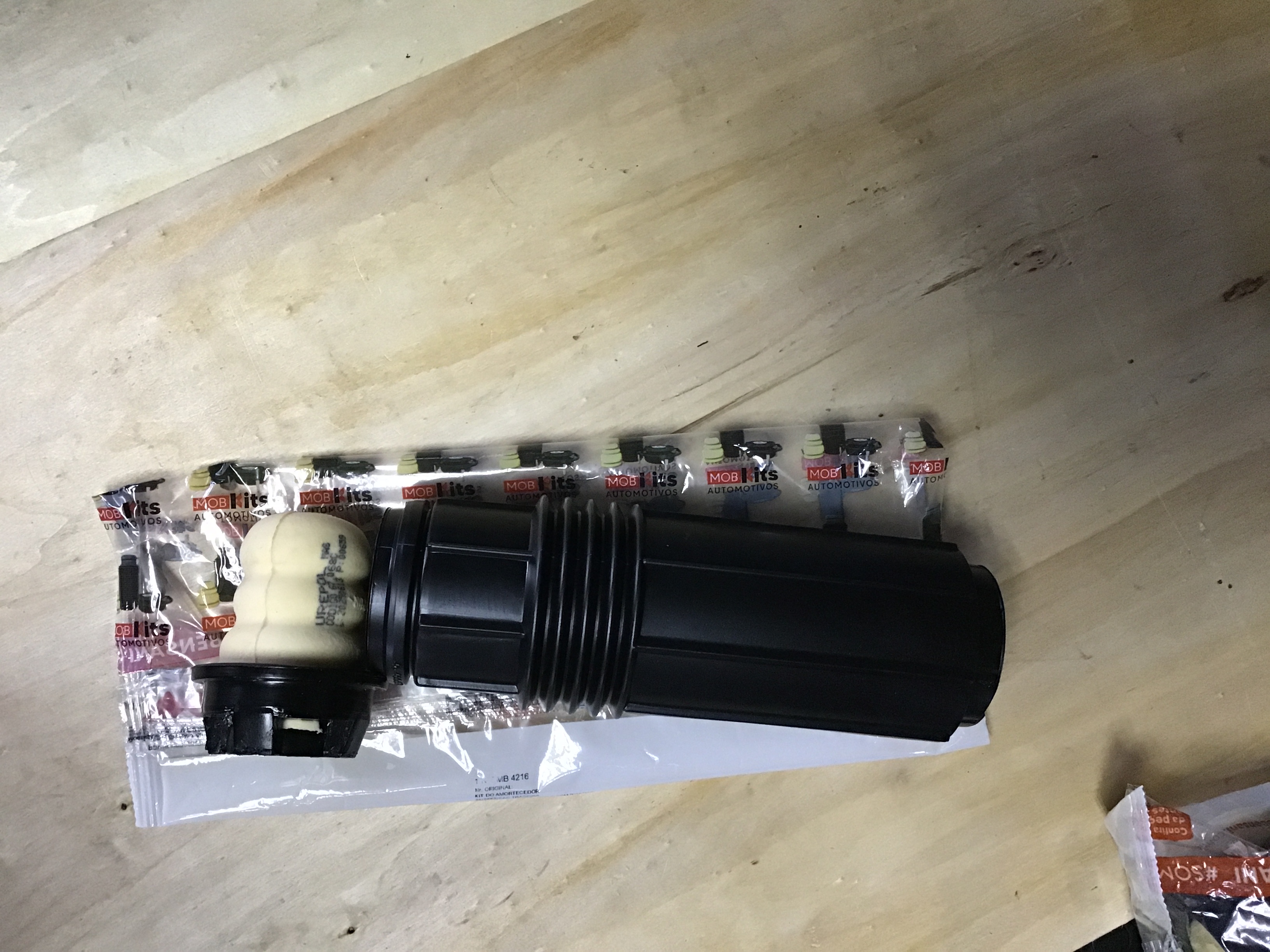 CUBREPOLVO DE AMORTIGUADOR TRASERO