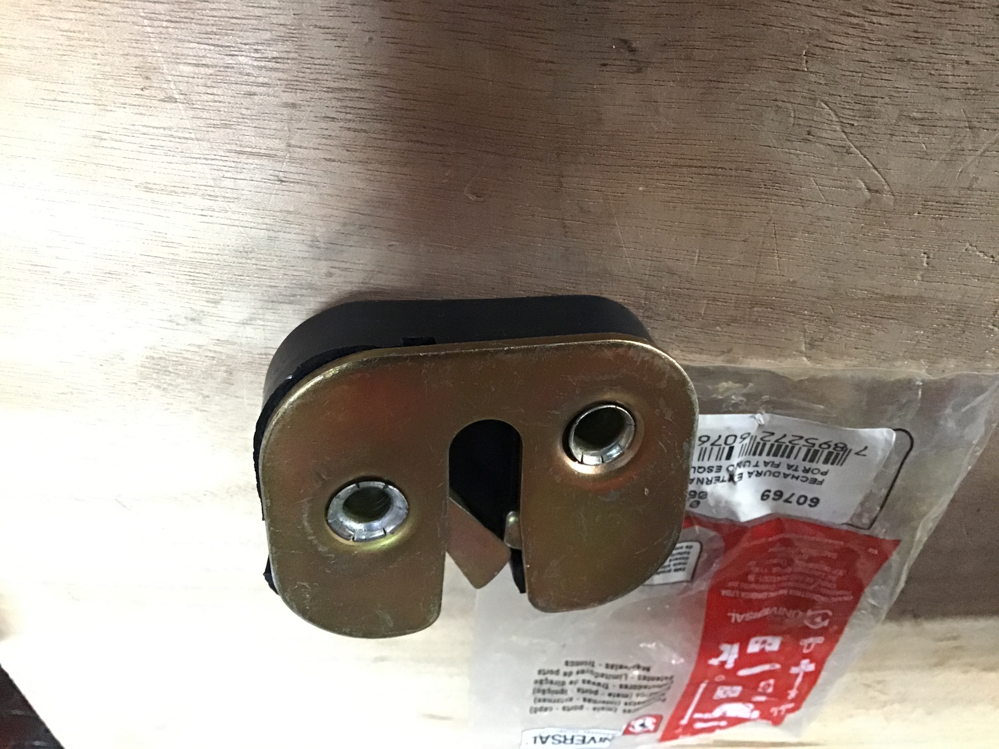 TRINCO DE PUERTA IZQUIERDO CANDADITO