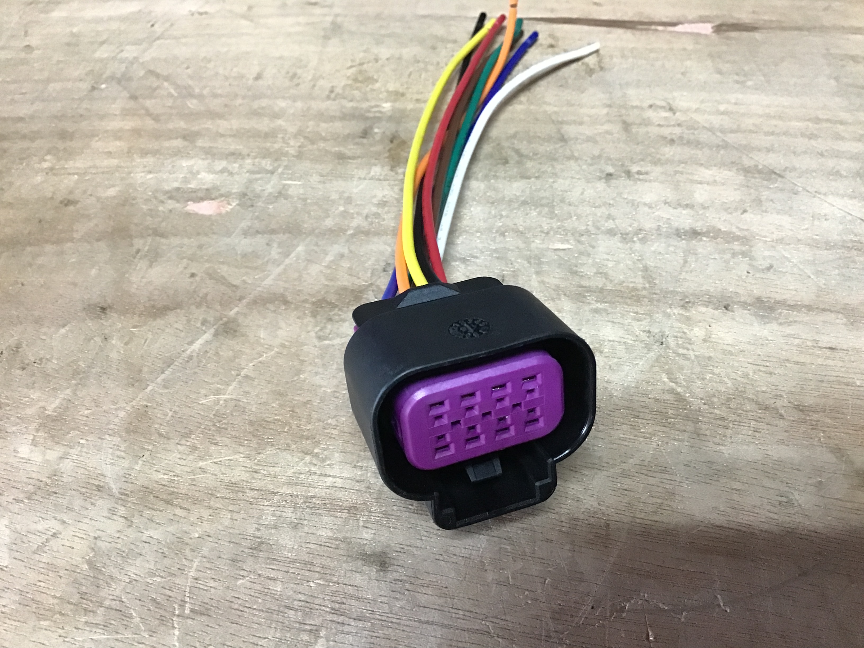 CONECTOR CUERPO ACELERACION F3