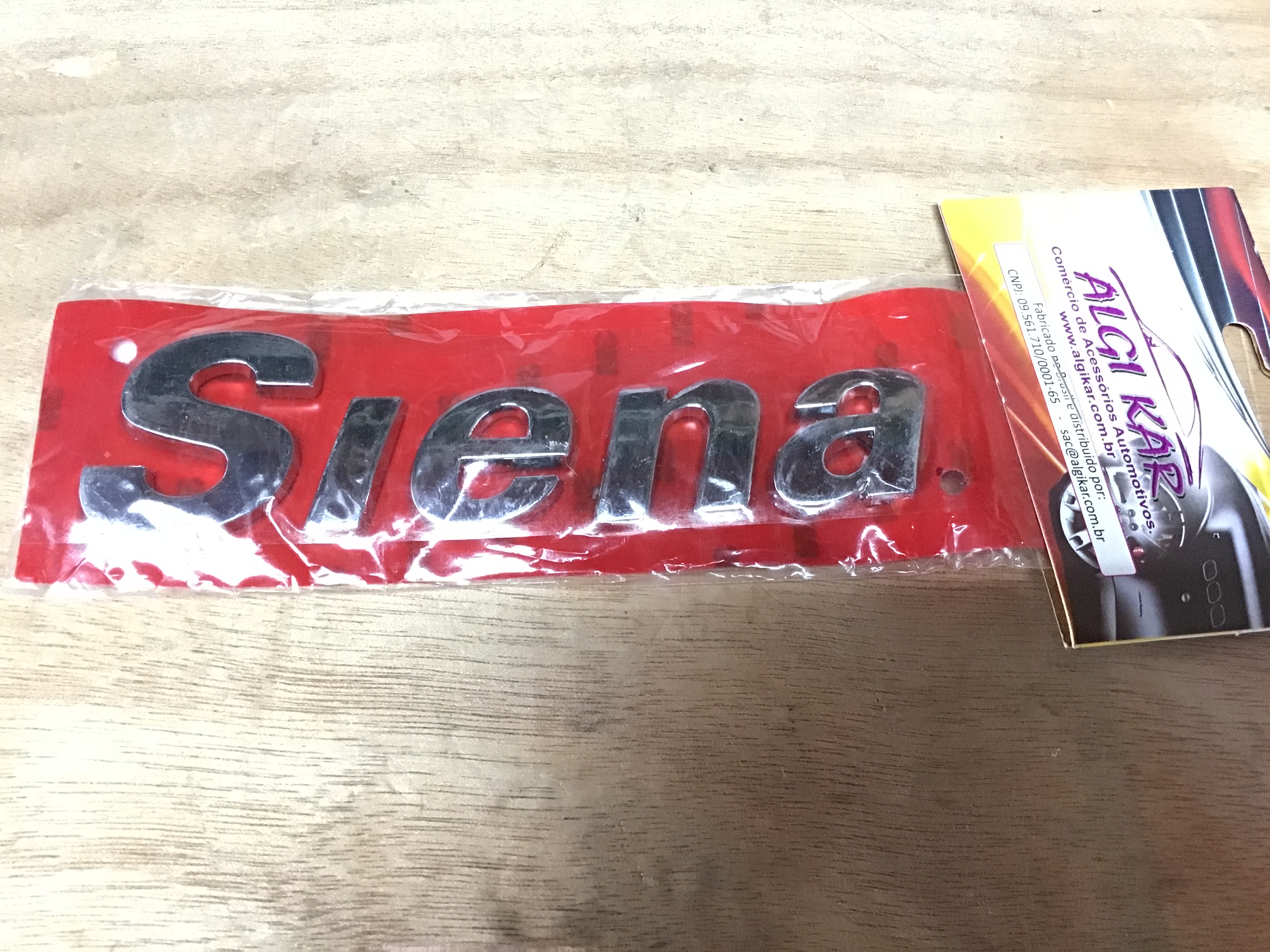 EMBLEMA CROMADO "SIENA"